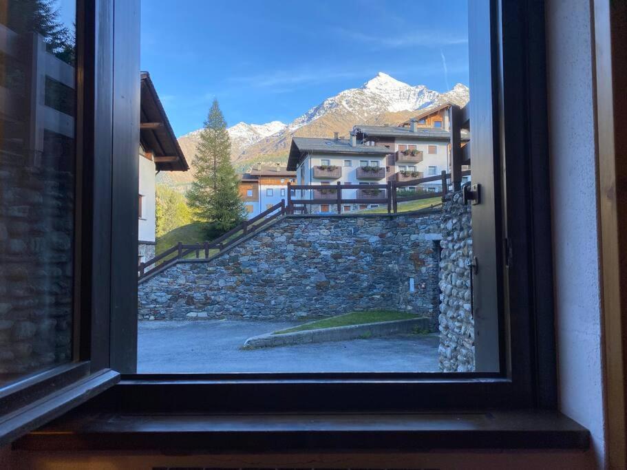 SweetHome Chalet wifi garage view 4