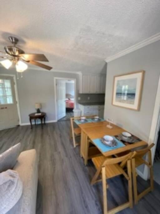 Beach Lovin/ 1 BR, handicap access, pets ok view 3