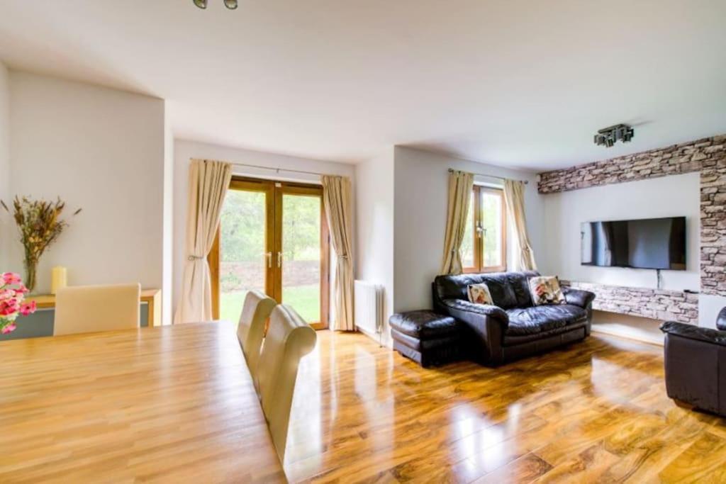 Lovely 2 BDR apartment in Dalry / near Haymarket view 4