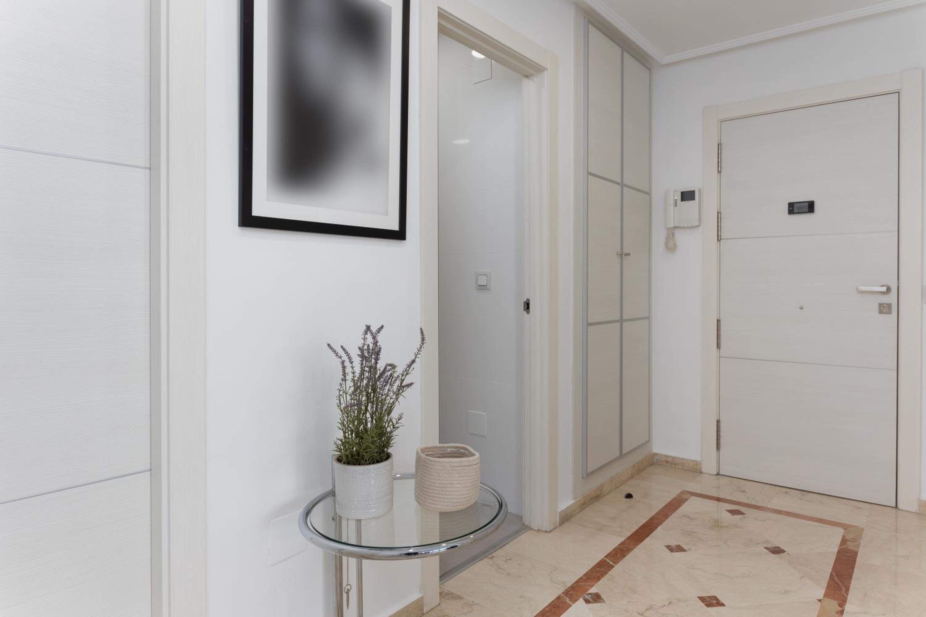 8A MTR - Marbella Temporary Rent Two Bedrooms Apartment Av del Mar view 4