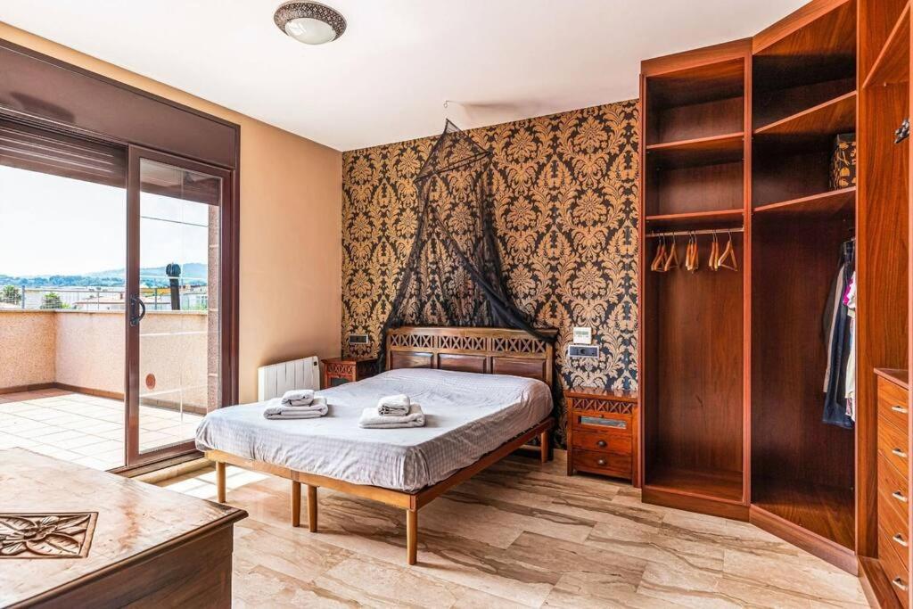 Casa rustica con piscina y jardin