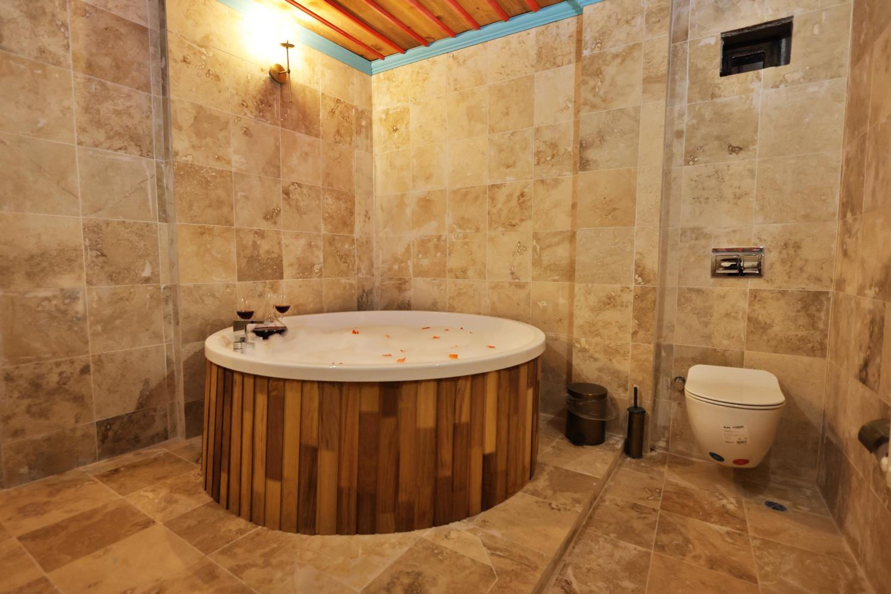 Travel Inn Cave Hotel - Image 105