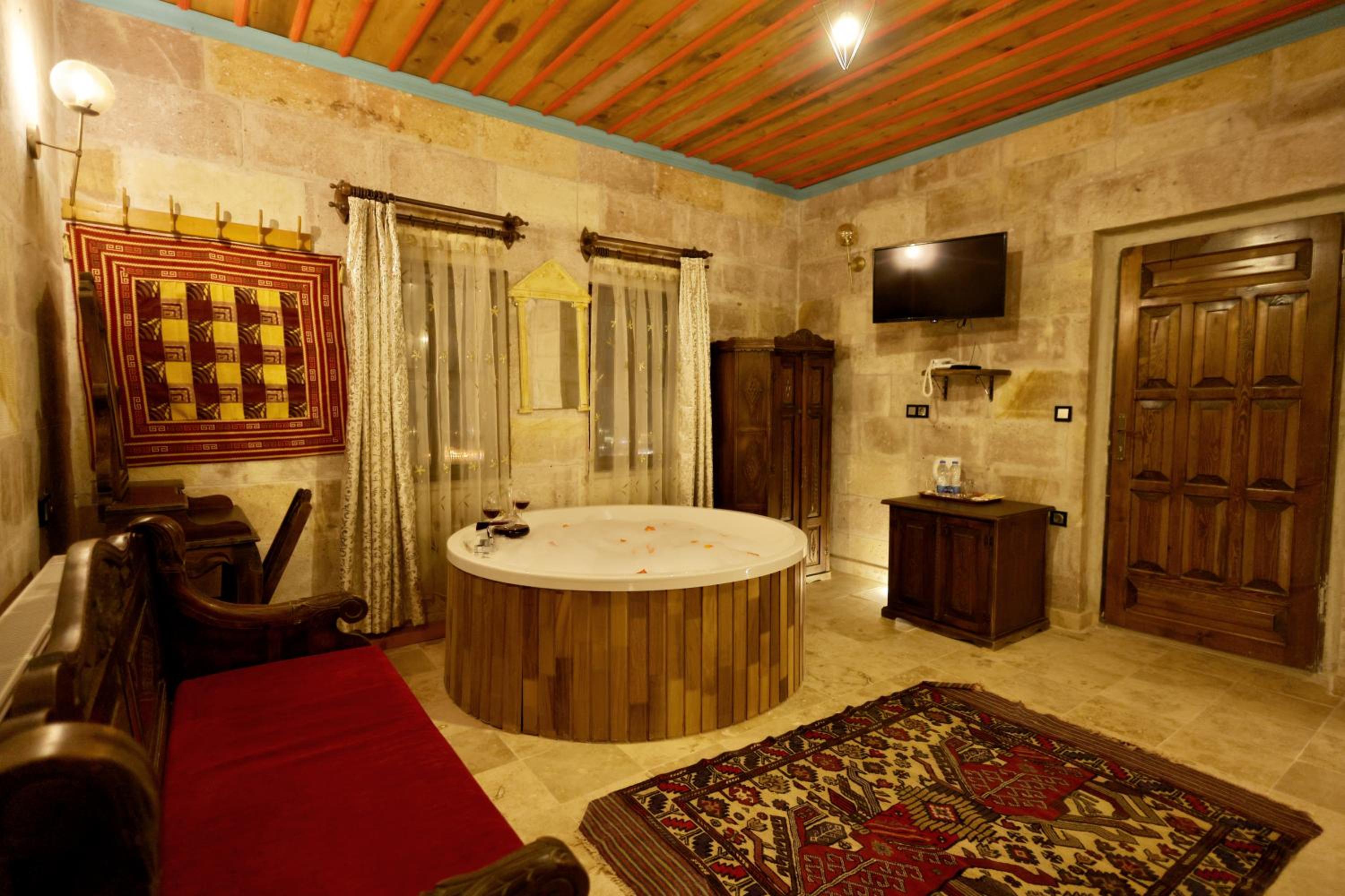 Travel Inn Cave Hotel - Image 45