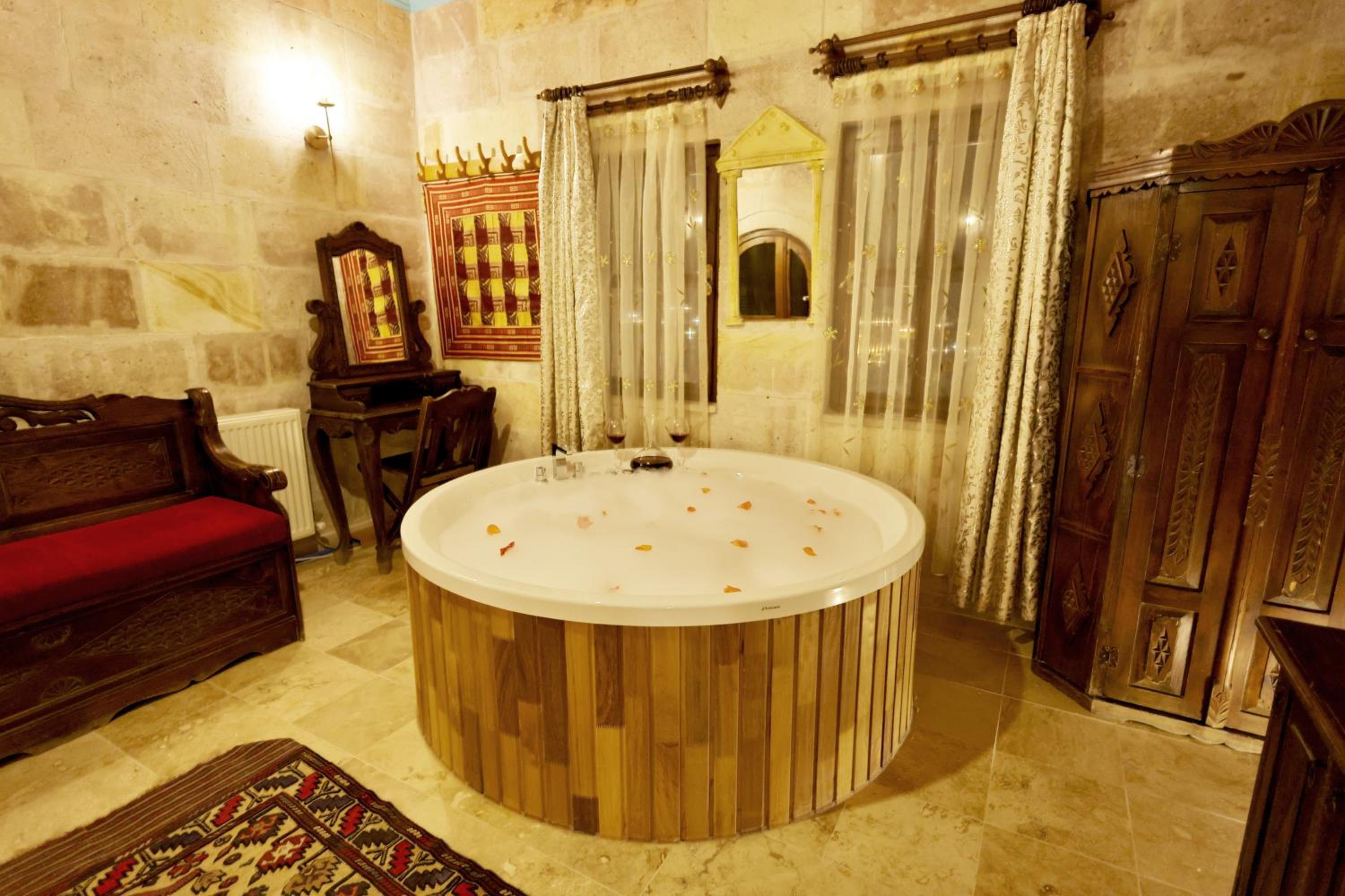 Travel Inn Cave Hotel - Image 107