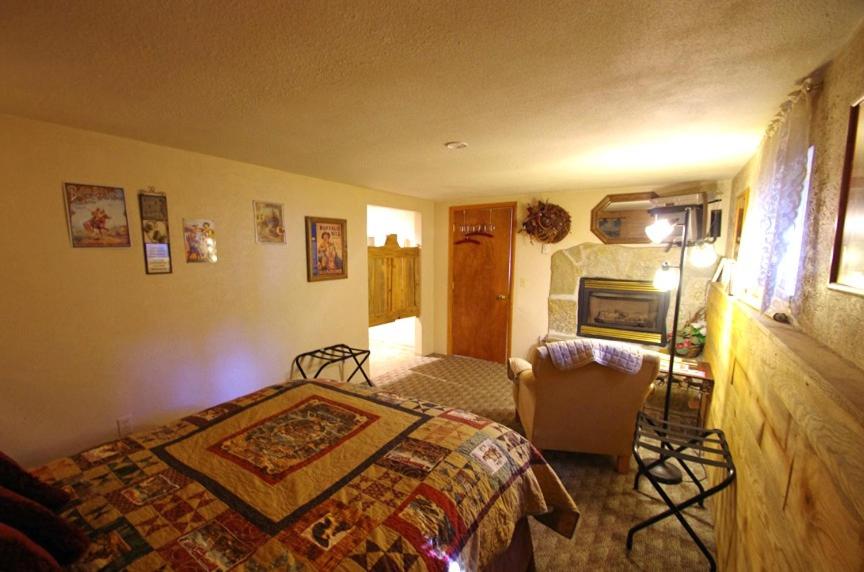 Photo 8