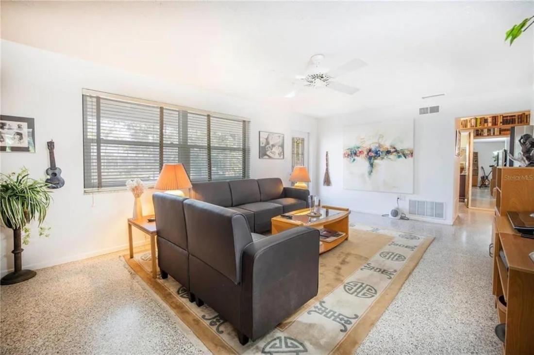 Oasis on Siesta Key view 4