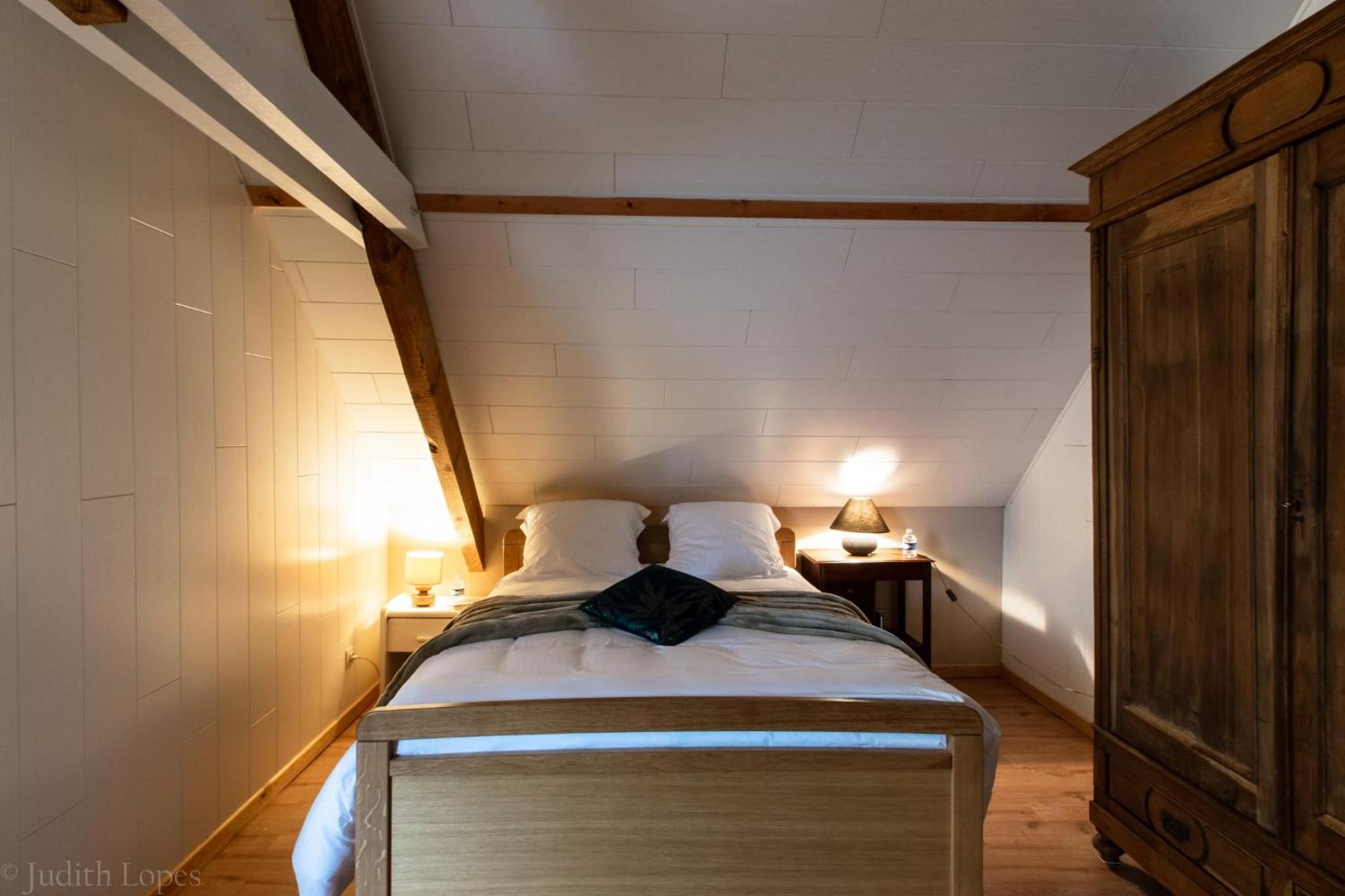 Maison spacieuse unifamiliale. Gîte La Clochette