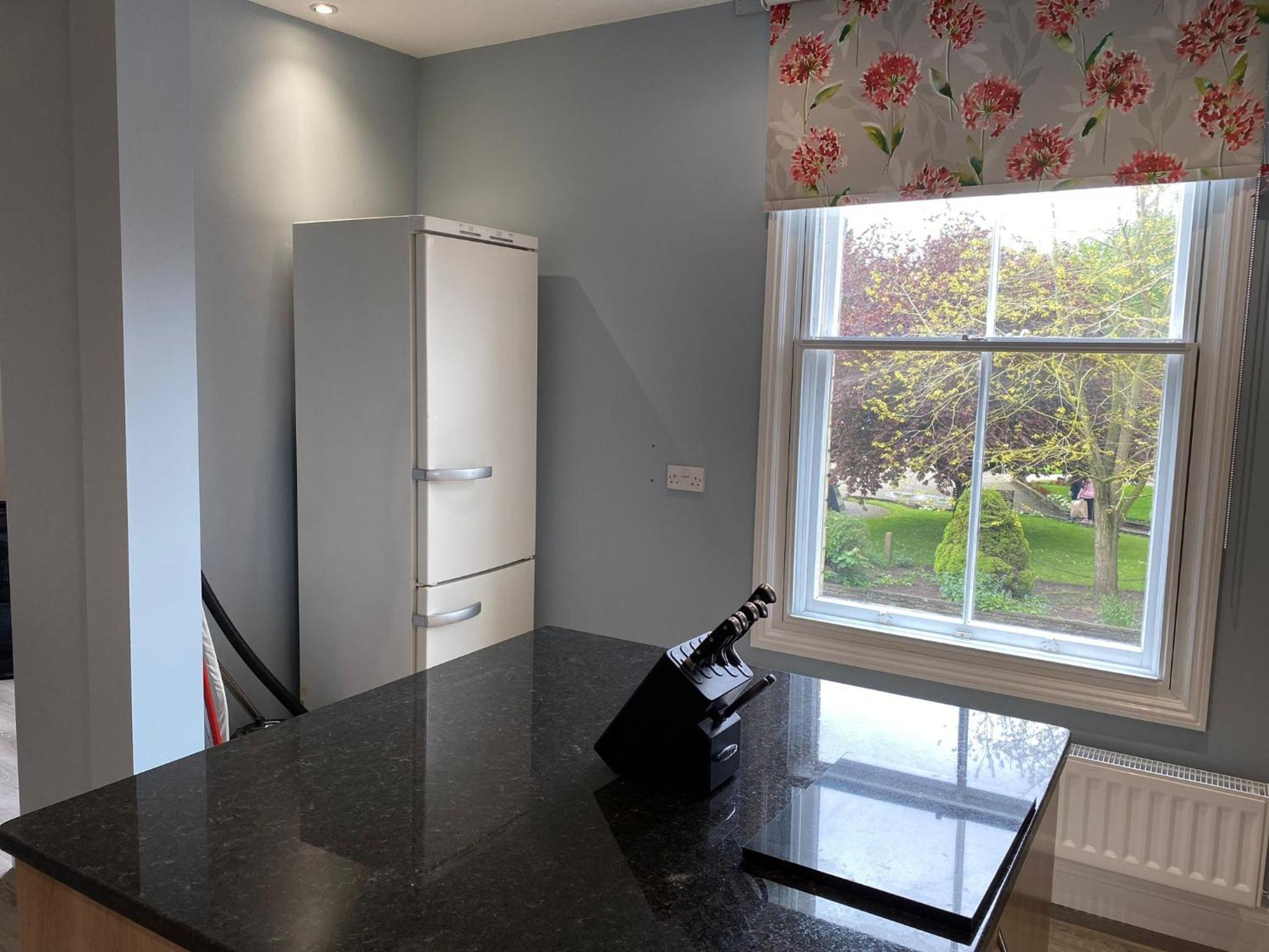 Clarendon Luxury Apartment