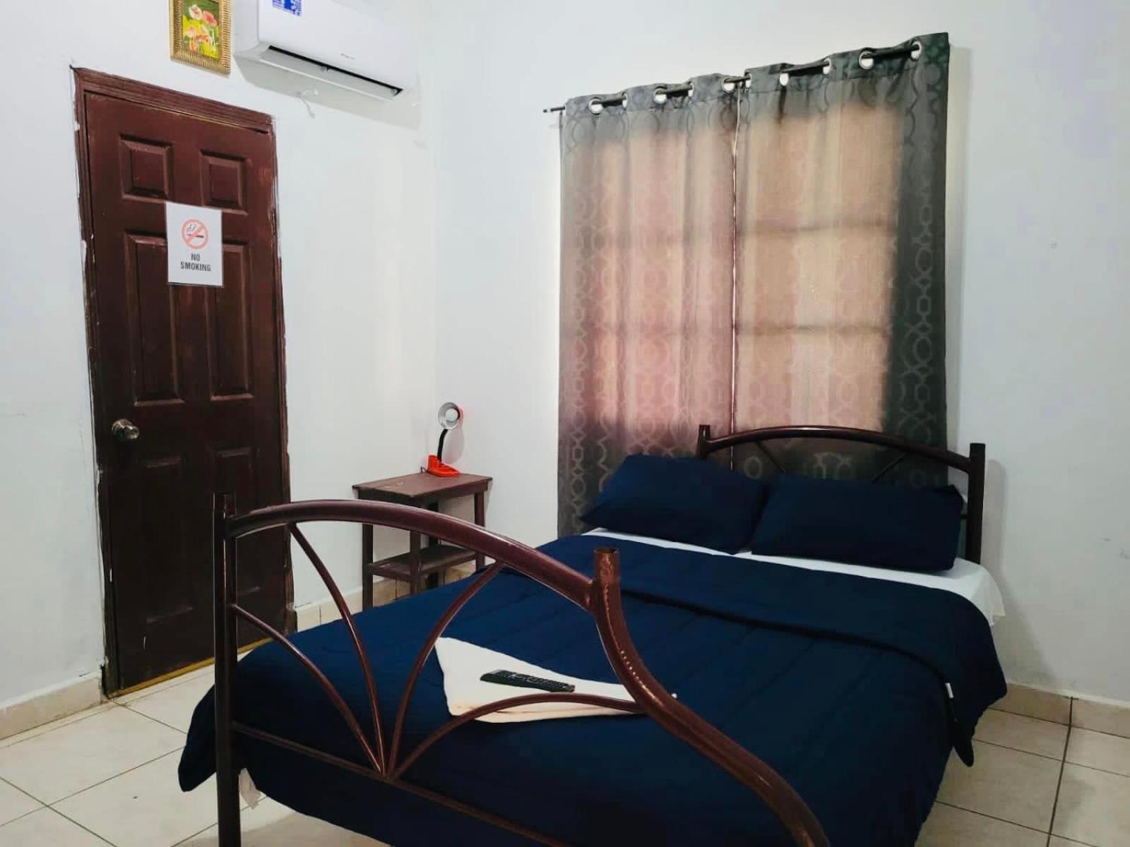 Hostal Rudy's Beach