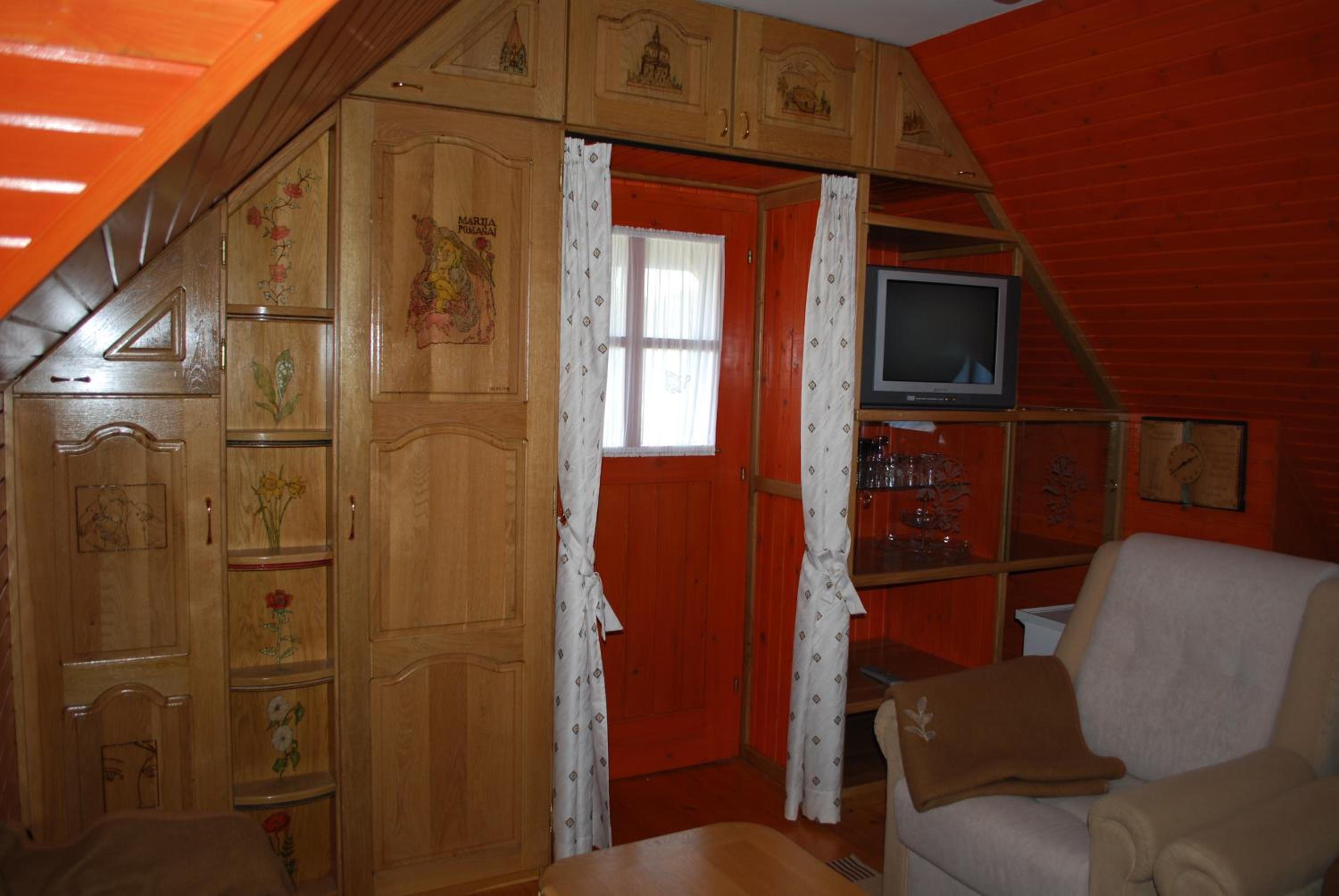 Photo 7