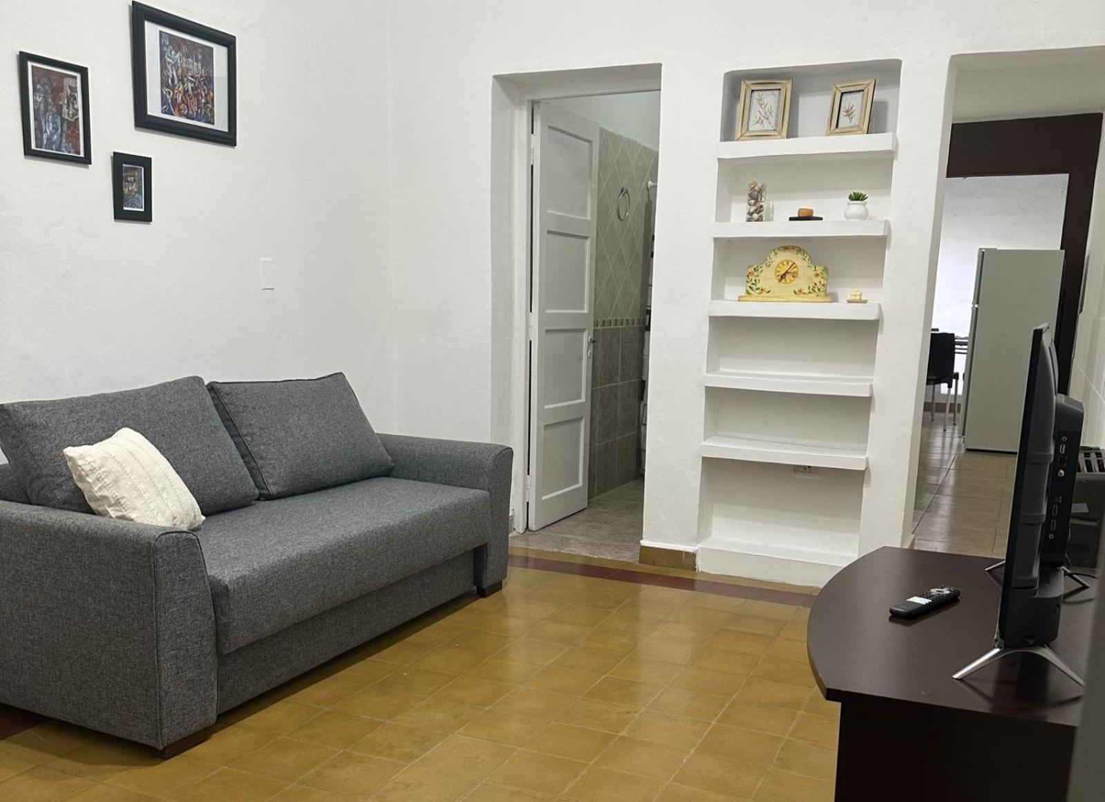 AMPLIOS Departamentos PASAJE TUCUMÁN
