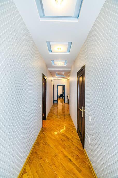Baku Apartment K14