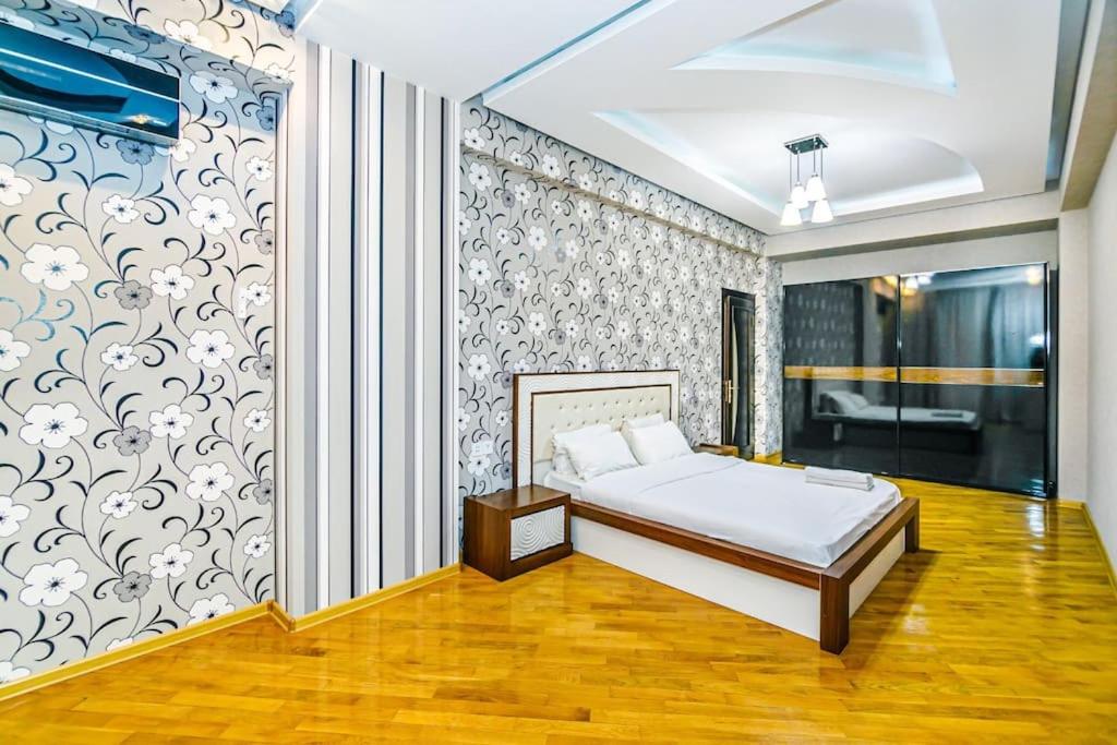 Baku Apartment K14