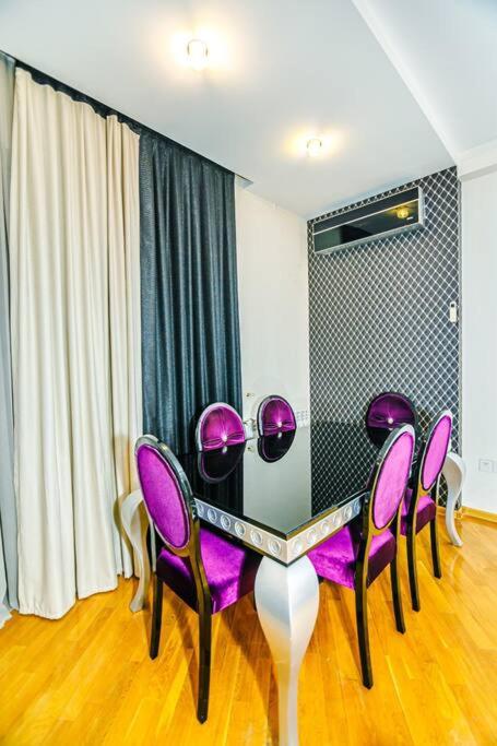 Baku Apartment K14