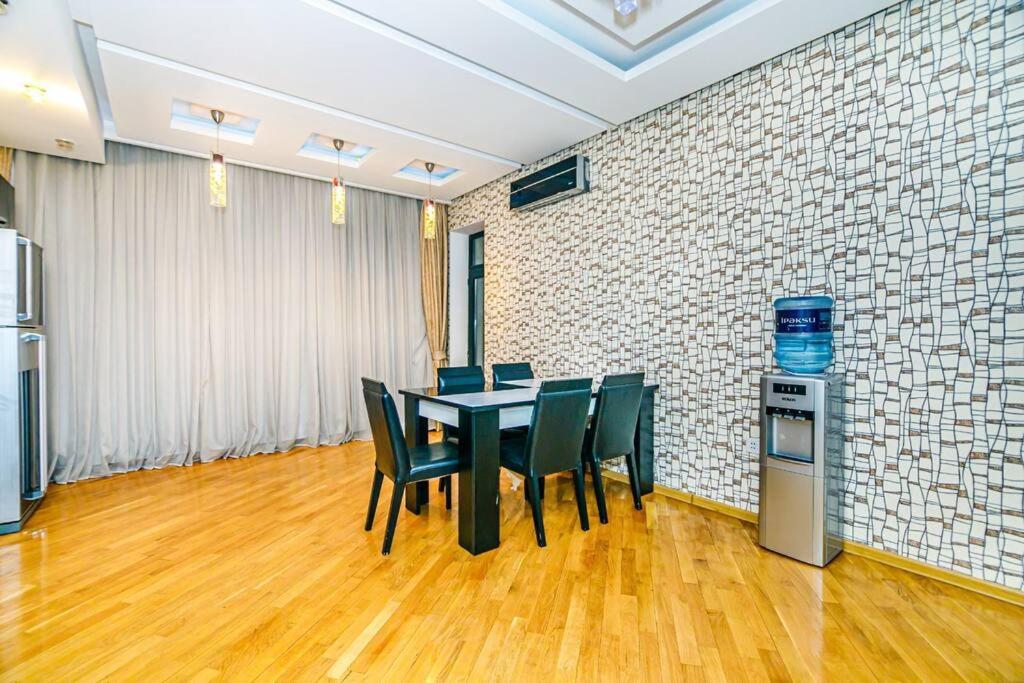 Baku Apartment K14