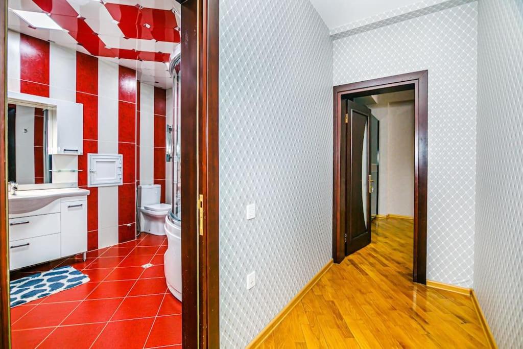 Baku Apartment K14