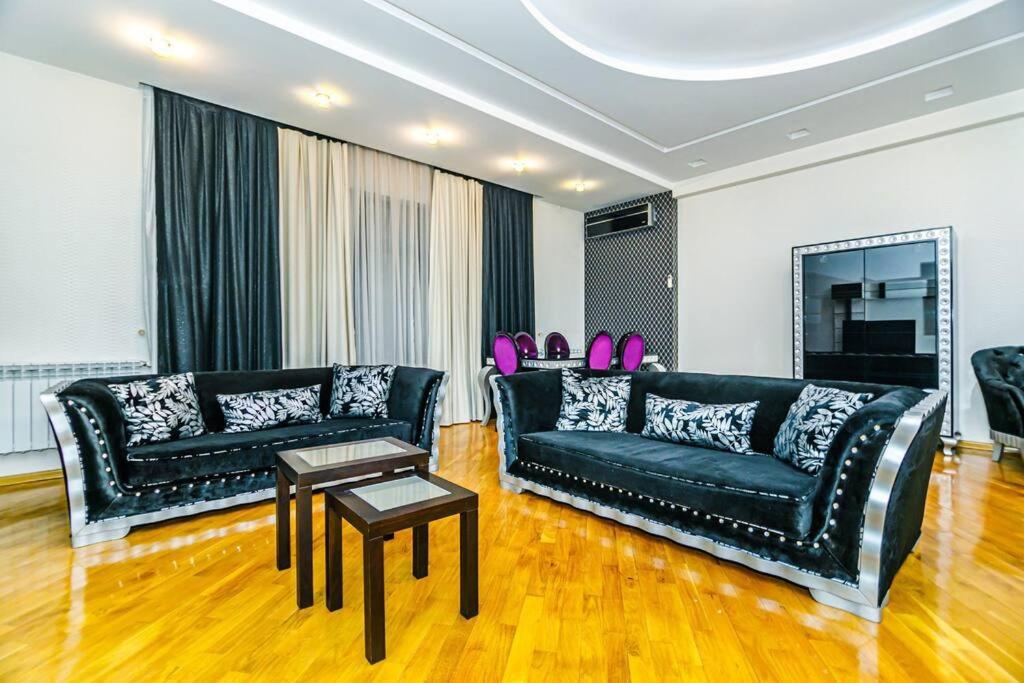 Baku Apartment K14