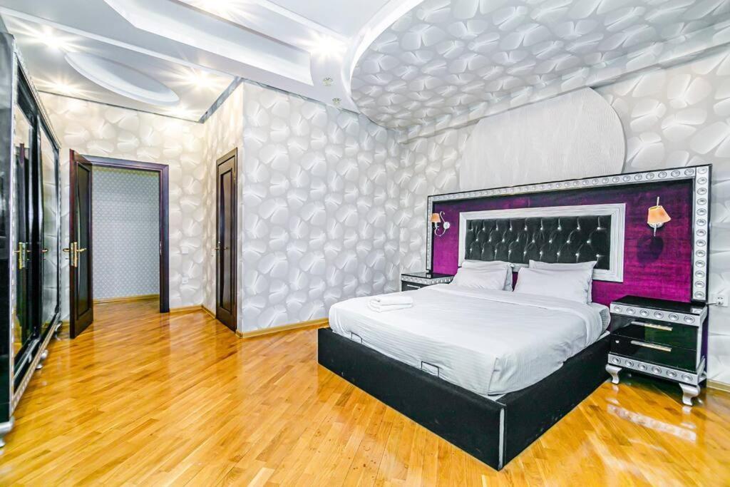 Baku Apartment K14