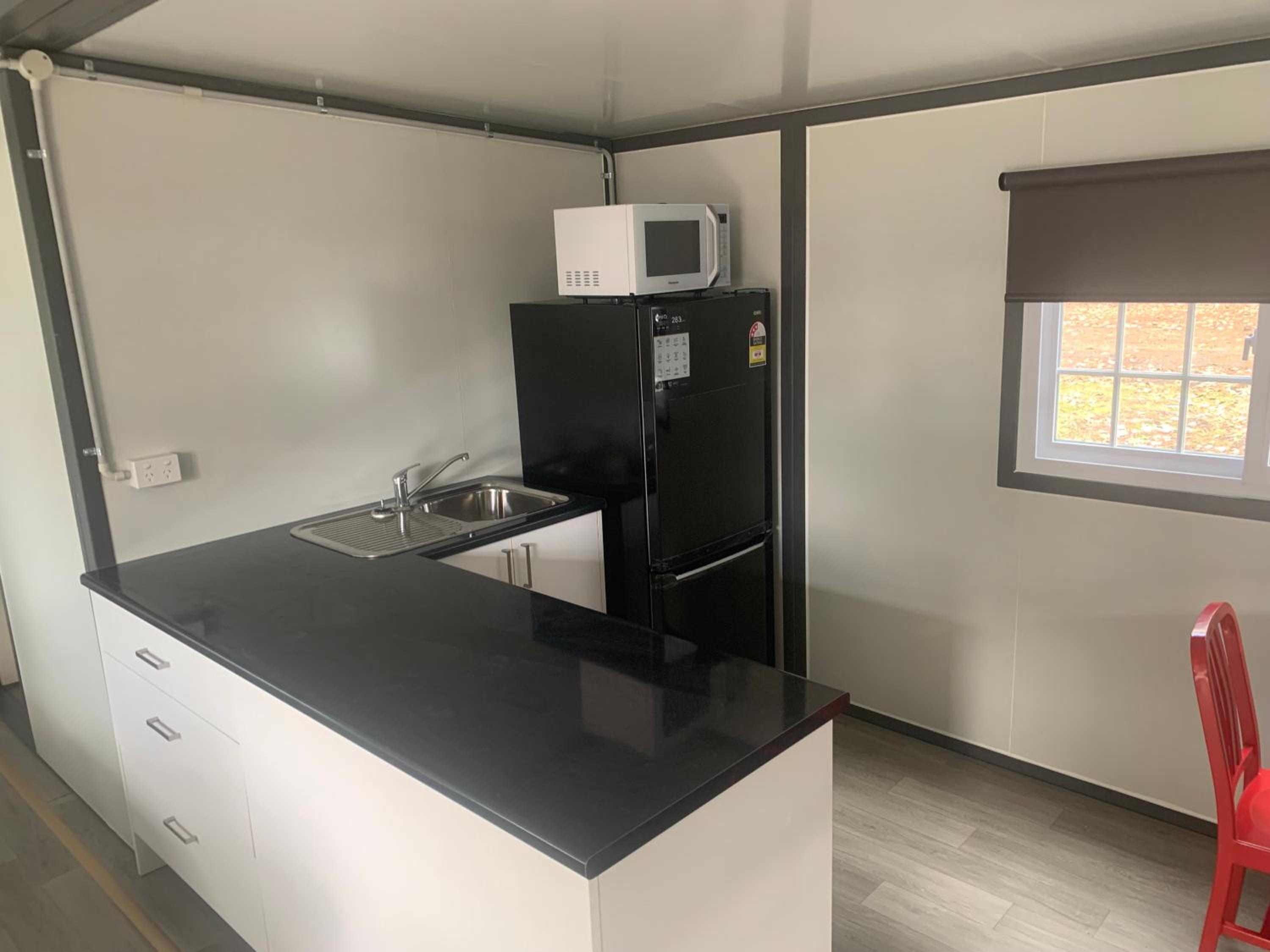 Blue Sapphire Motor Inn - Property Image 11