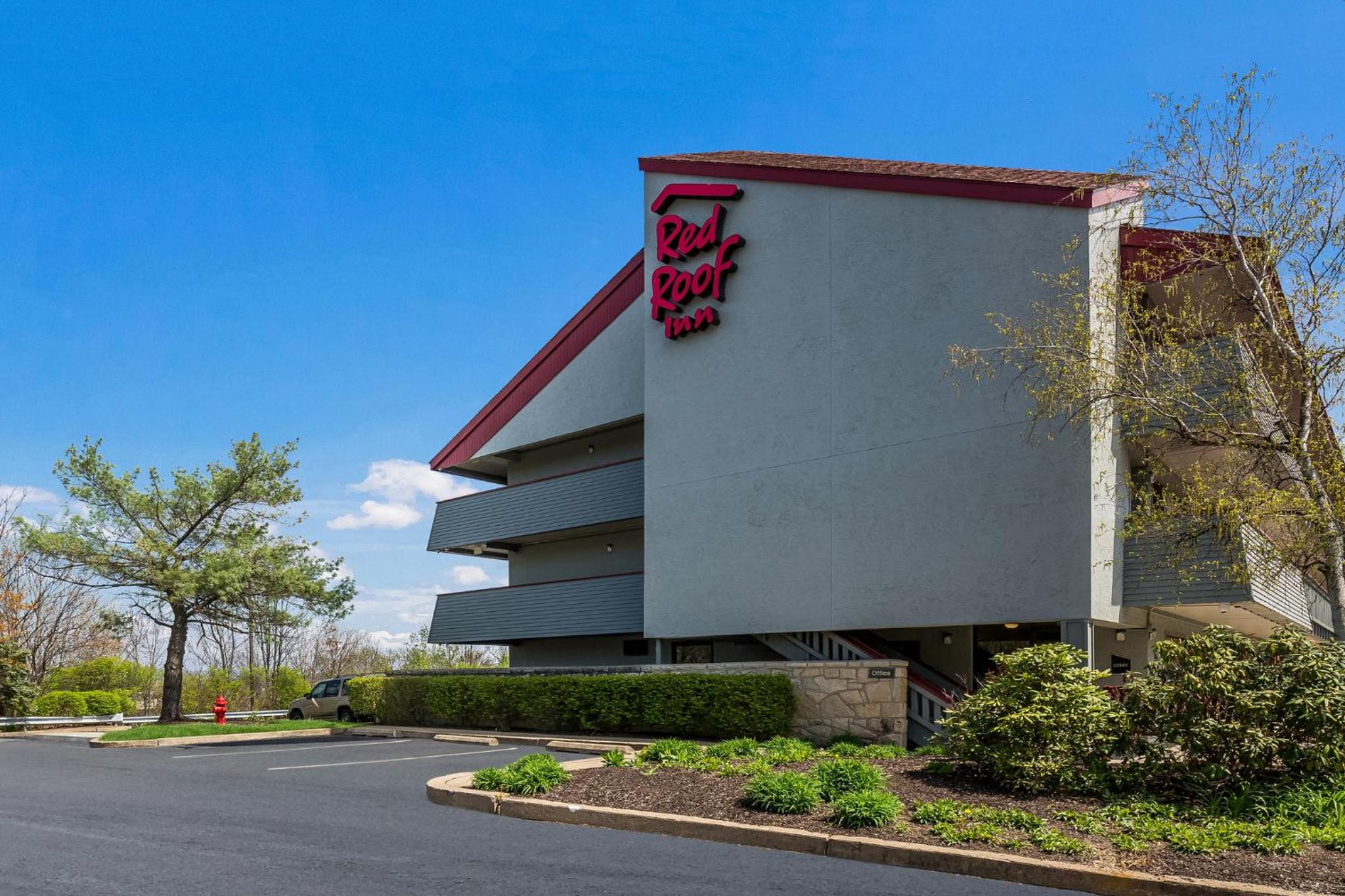 Red Roof Inn Wilkes-Barre Arena view 3