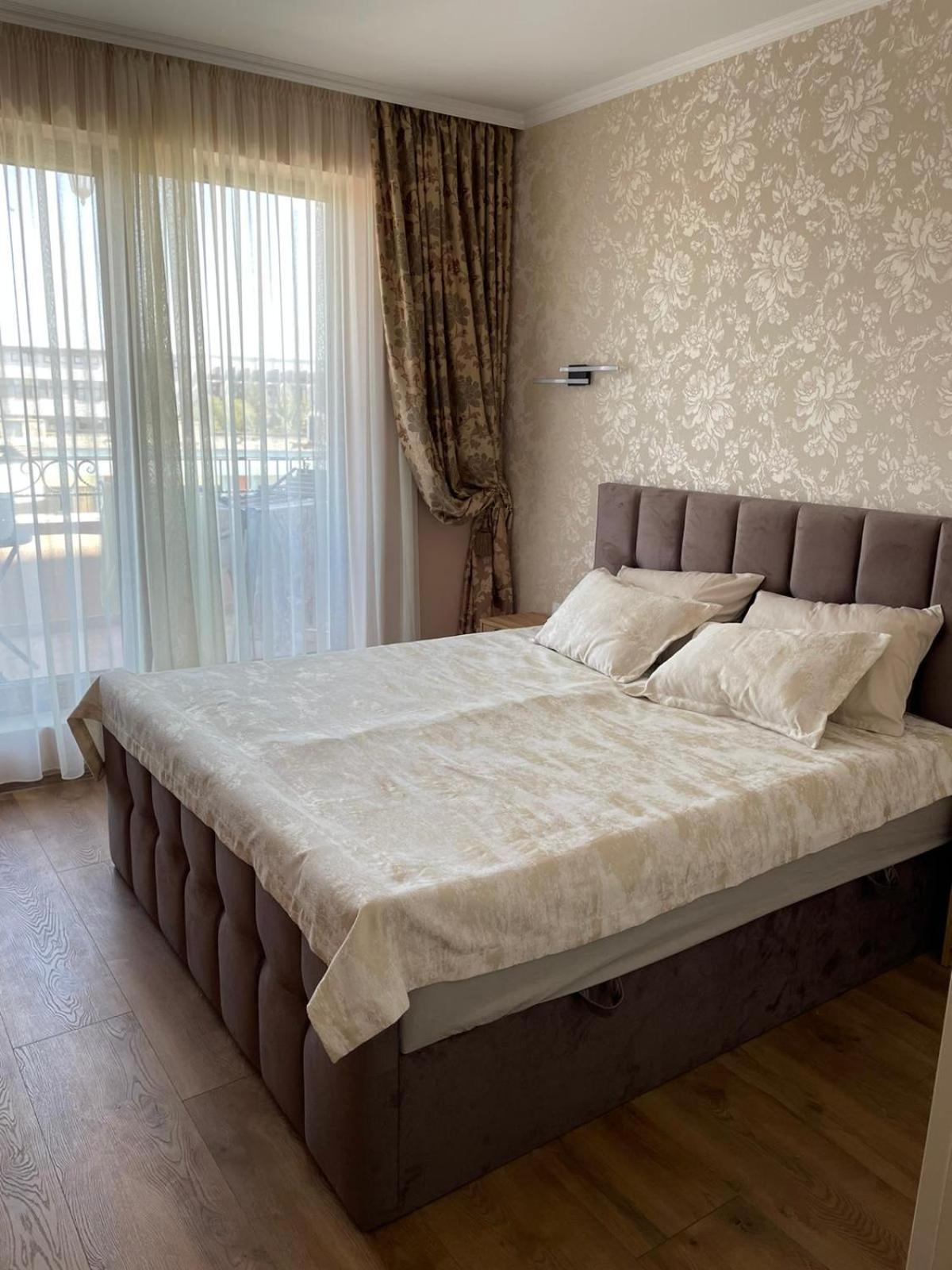 Luxury Penthouse Apartments at Valencia Gardens