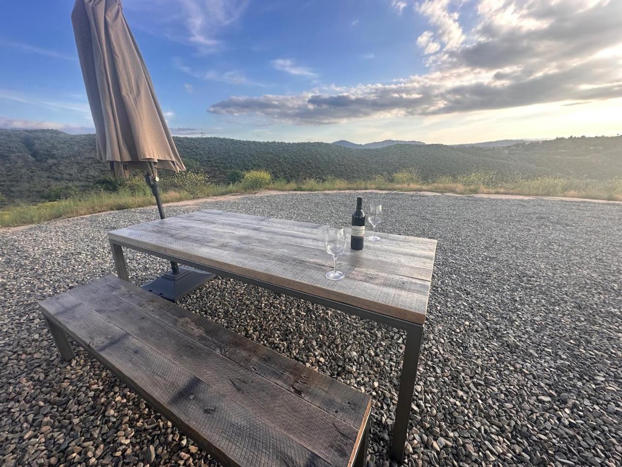 Hotel Temecula Hilltop View Glamping Next To Wineries - Image 1