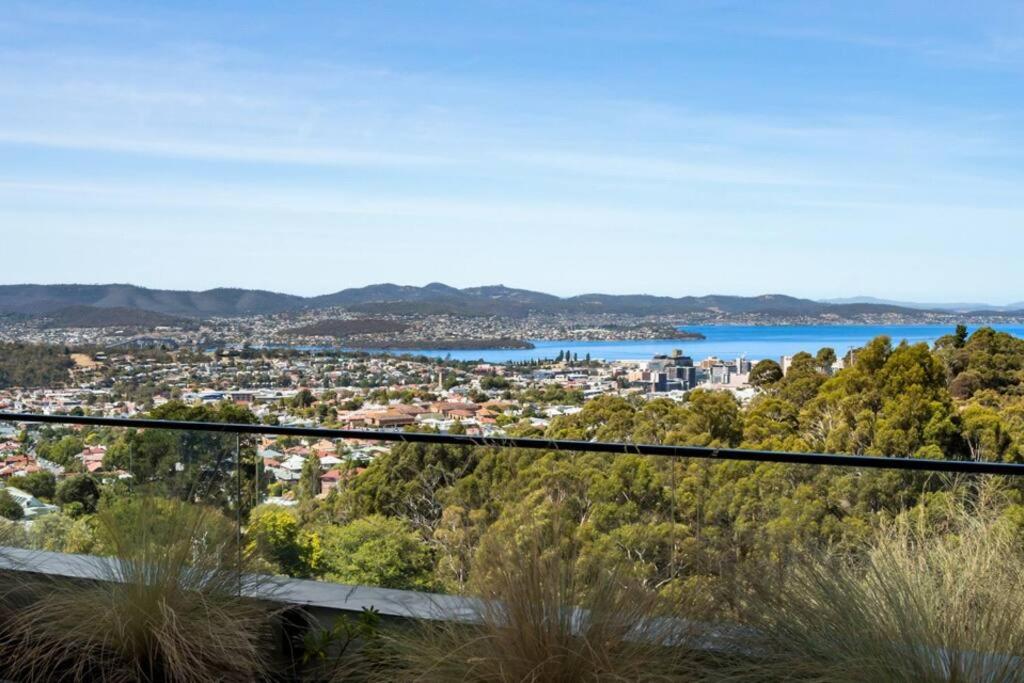 Stunning home with Breathtaking Views
