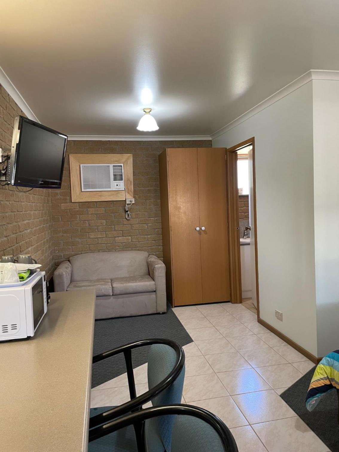 Darling Junction Motor Inn