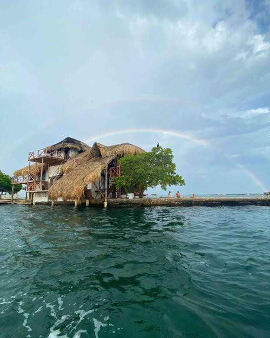 Isla Kalua - Private Ocean Villa