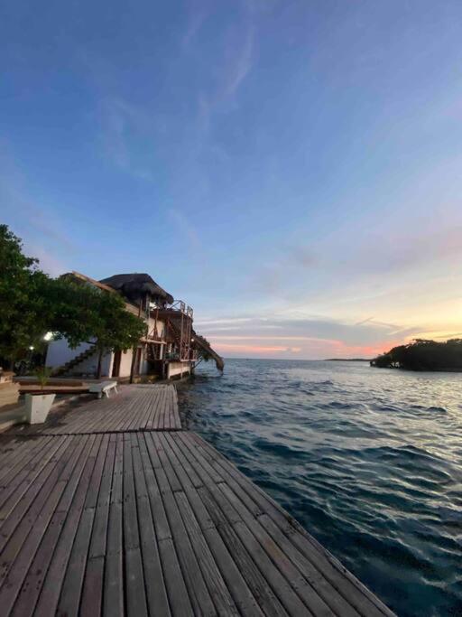 Isla Kalua - Private Ocean Villa