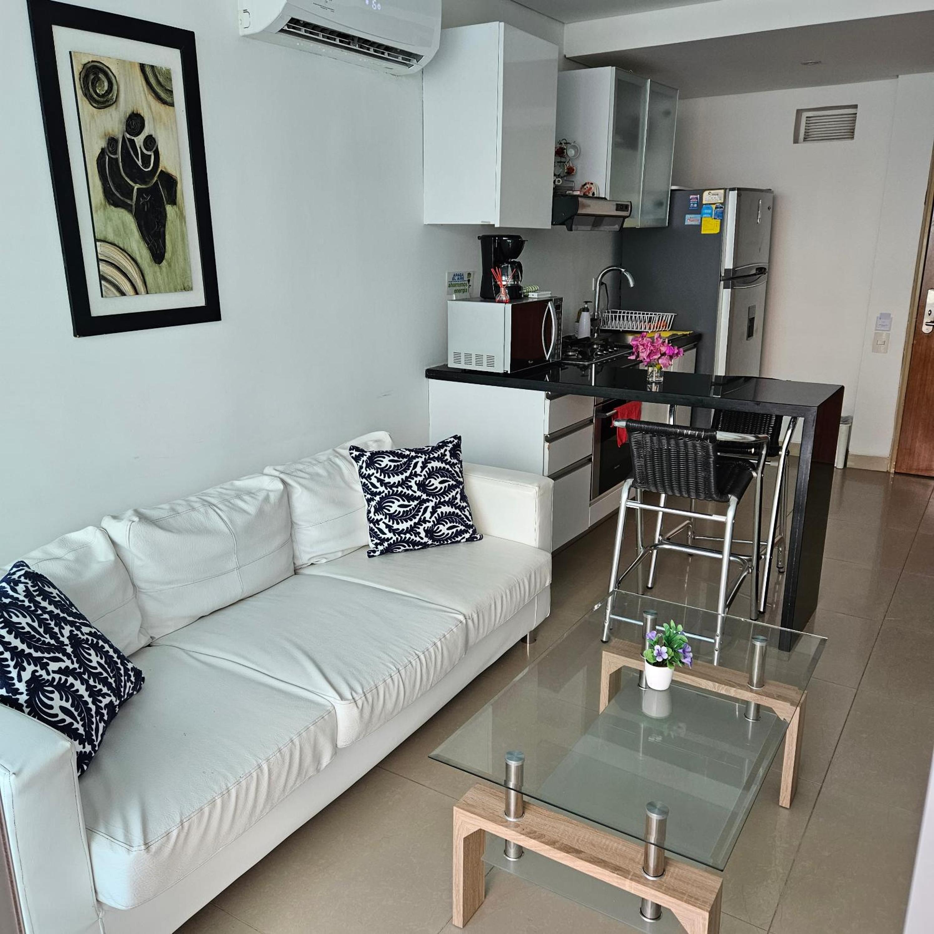Lujoso Apartamento Sector Morros Vista al Mar