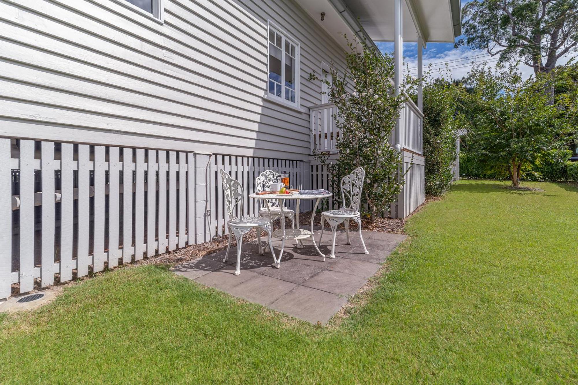 Bank House Tamborine Mountain view 2