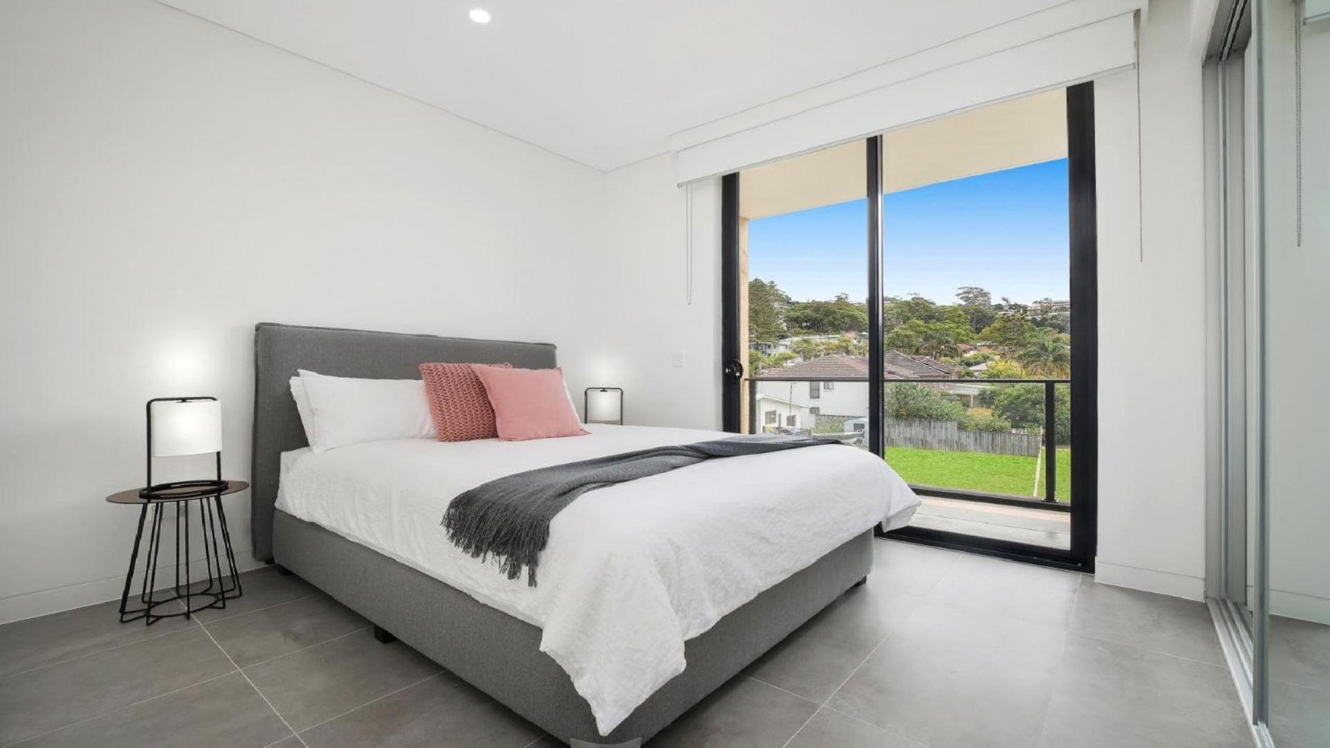#15 The Ash Apartments Close To Beach Accom Holidays