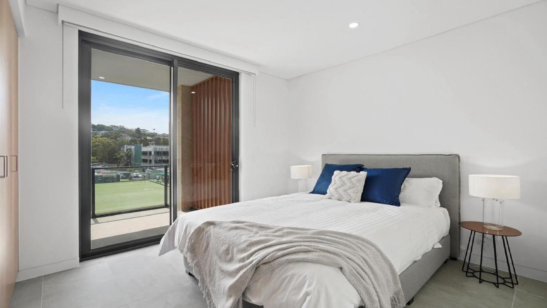 #8 The Ash Apartments Close To Beach Accom Holidays