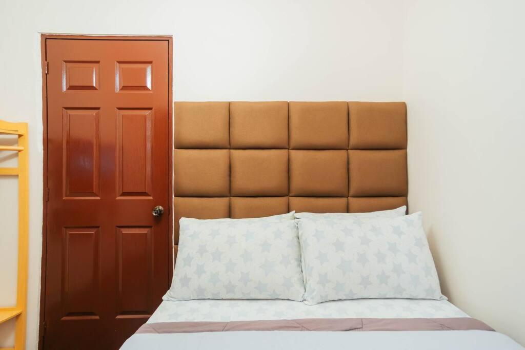 Cozy BNB - Unit G view 3