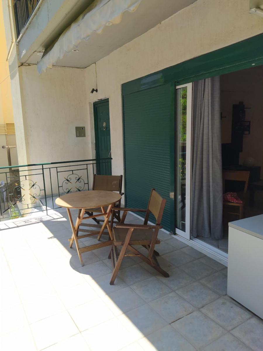 Marousi Comfy Apartment with balcony