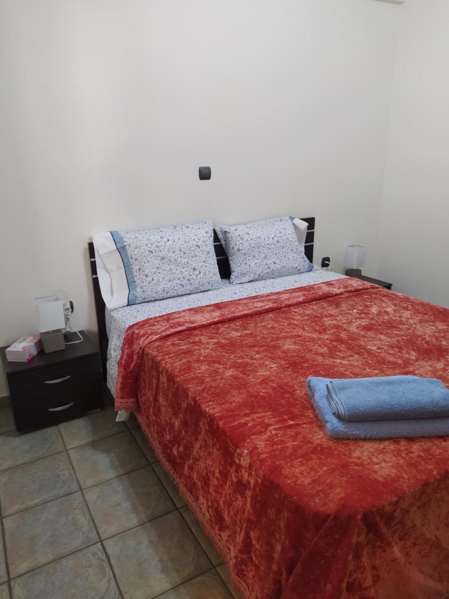 Marousi Comfy Apartment with balcony