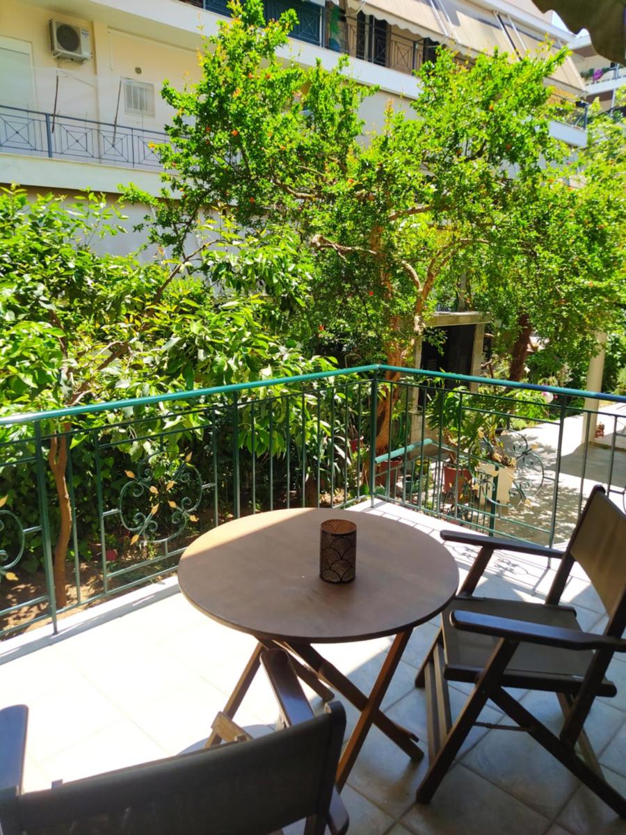 Marousi Comfy Apartment with balcony