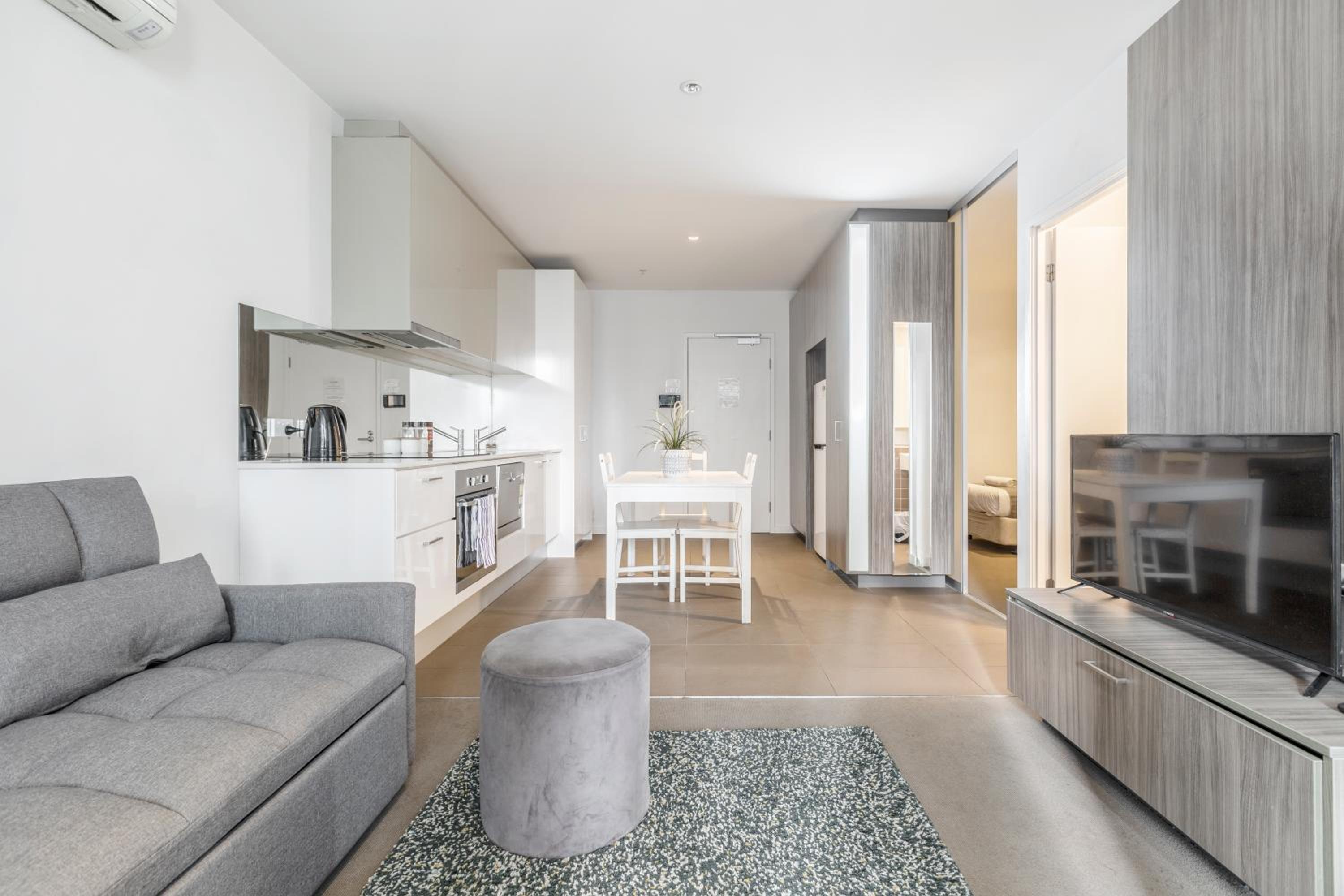 Sakura Apartment