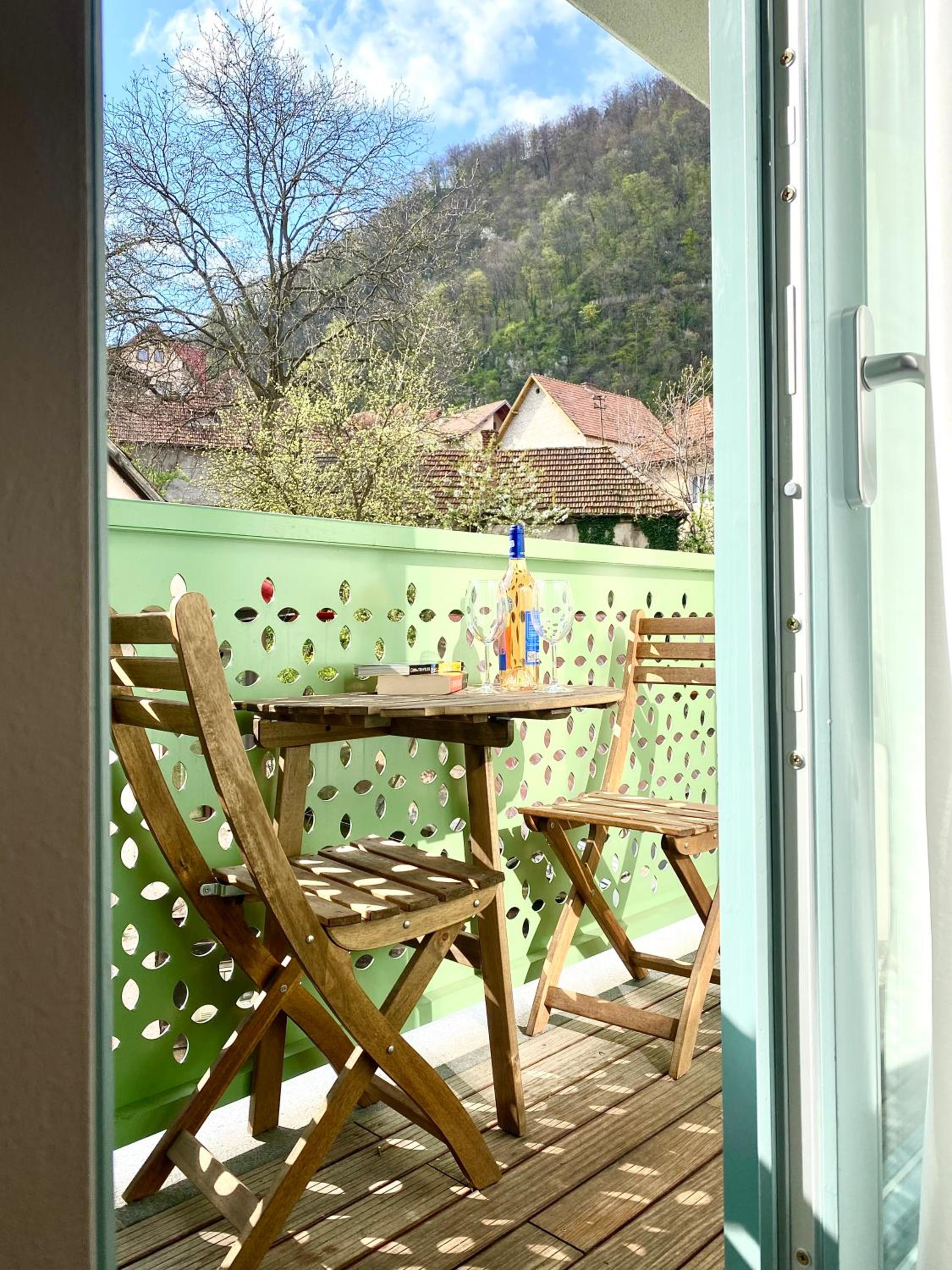 Mountain Trail Studio