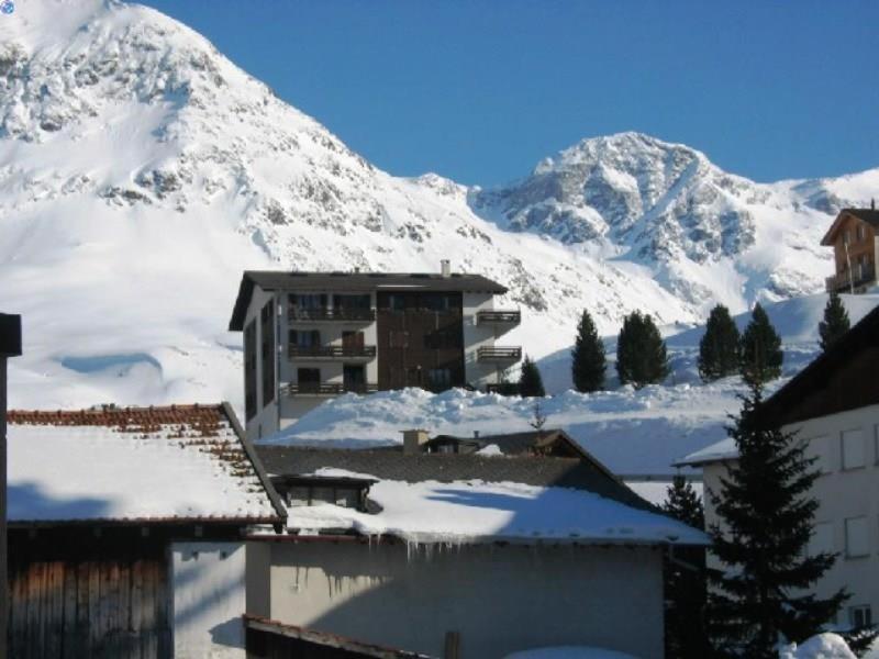 Curtinfess Rezzonico view 4