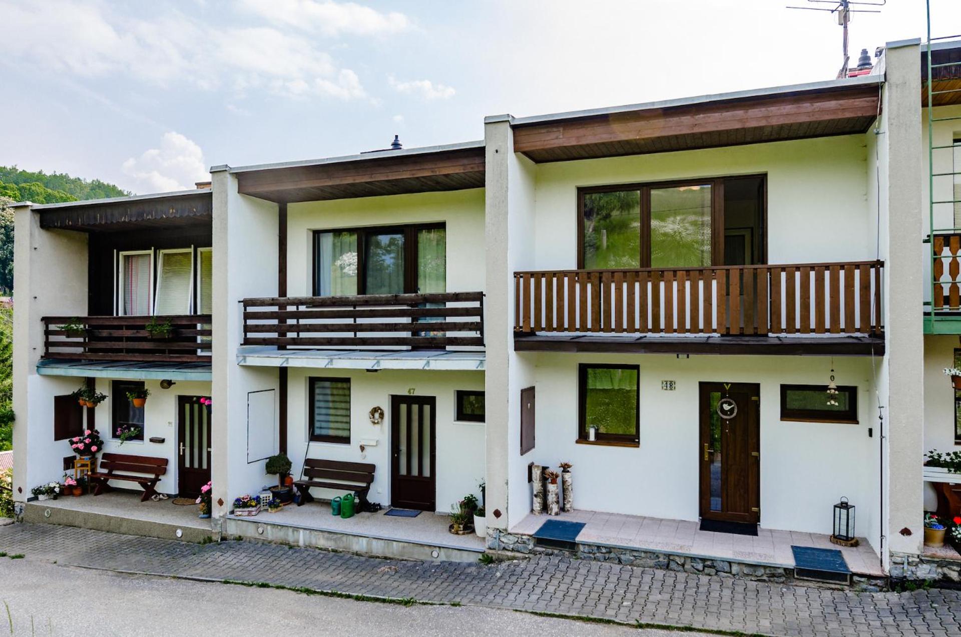 Cedron Apartments