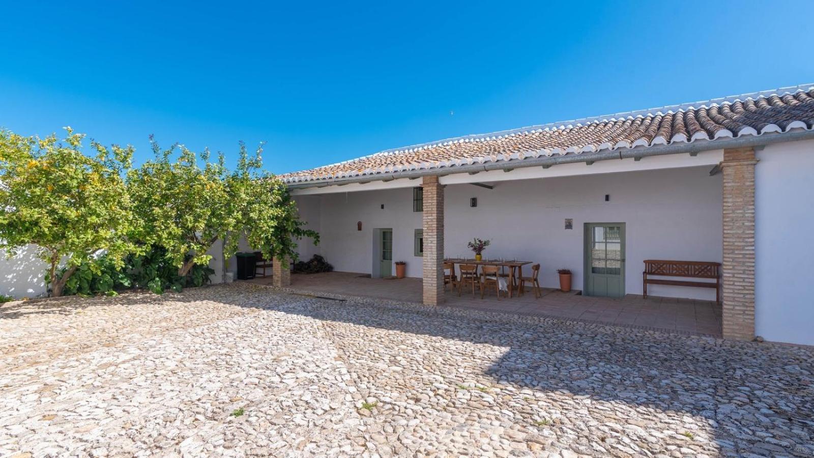 Cortijo Vallehermoso Campillos by Ruralidays