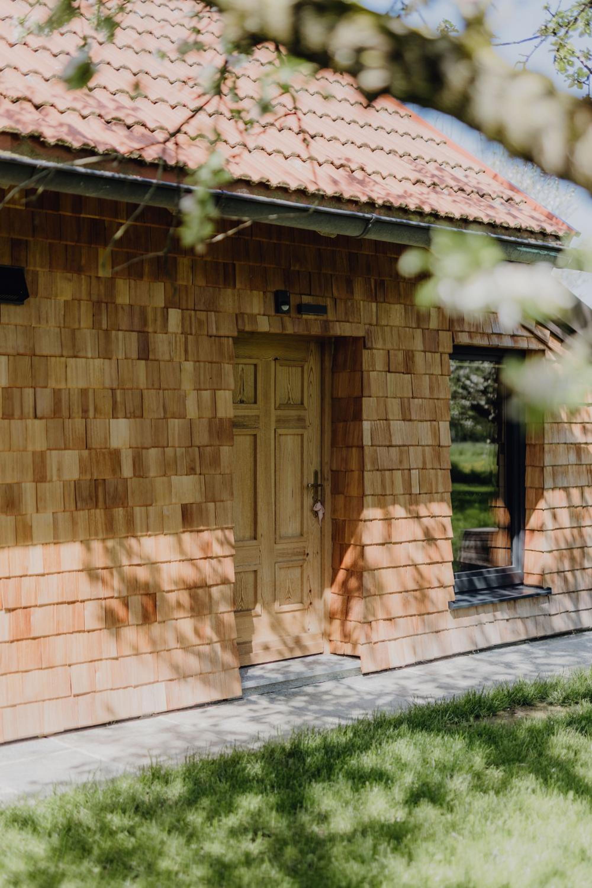 Chalet im Obstgarten