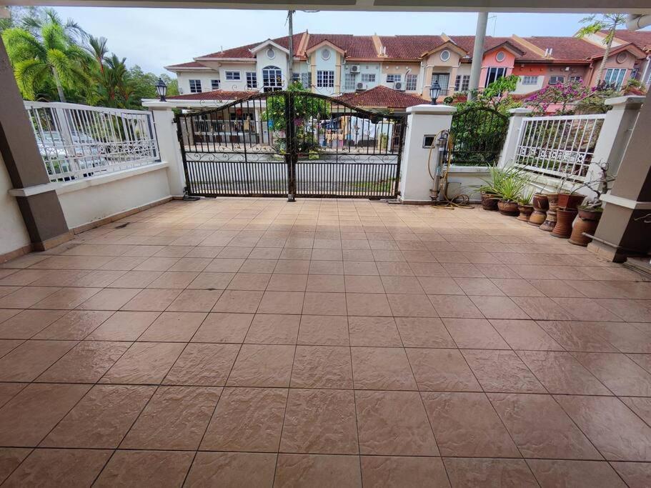 Puchong Landed Homestay - 1st unit @ BKT Puchong photo 2