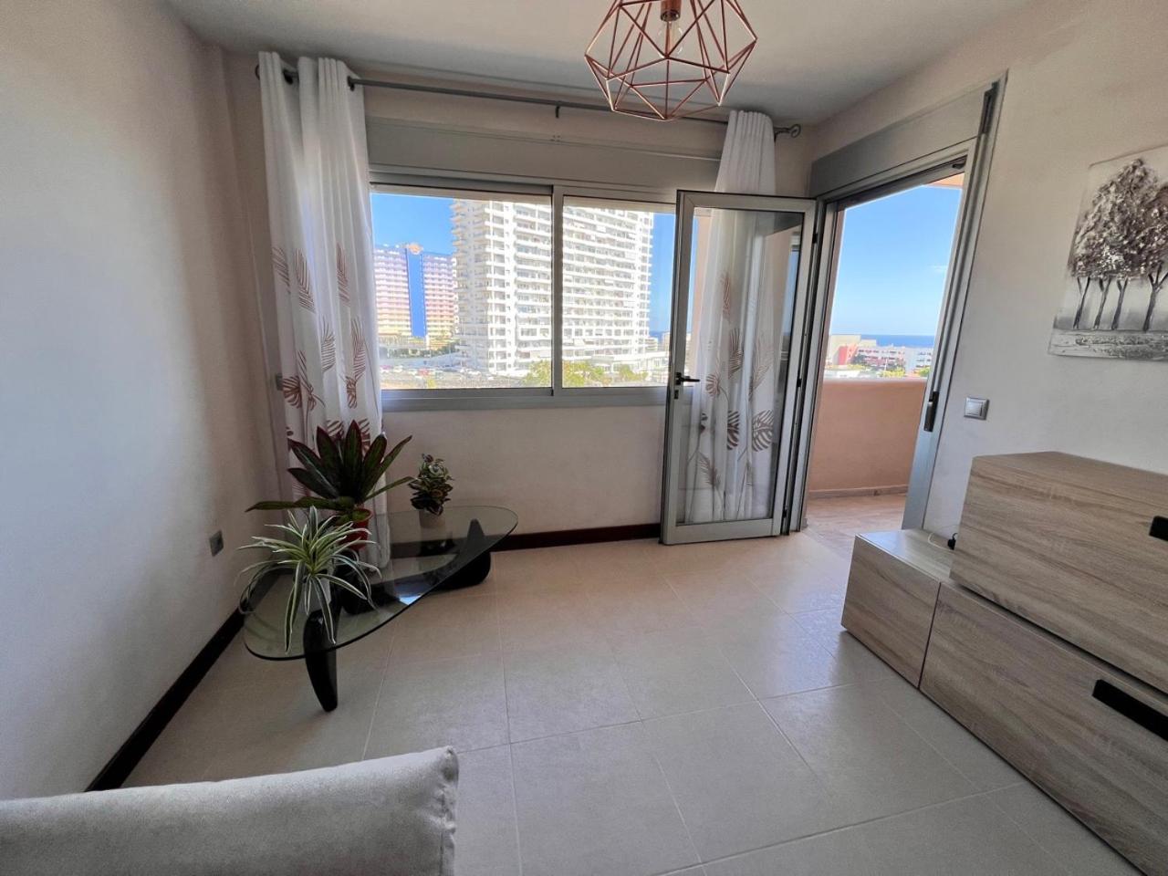 Seaview Paradise Hard Rock Apartment