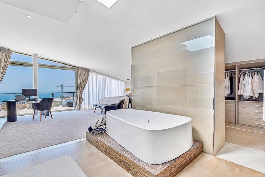 Espectacular Villa in Higueron