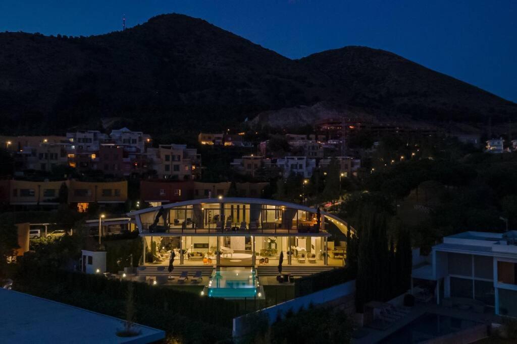 Espectacular Villa in Higueron