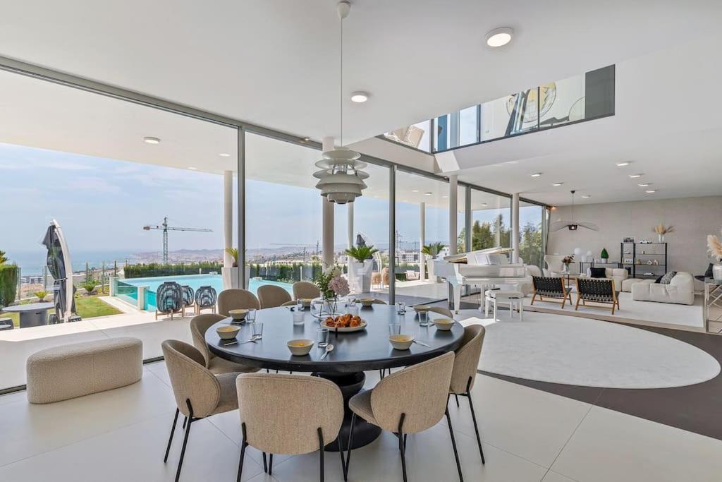 Espectacular Villa in Higueron