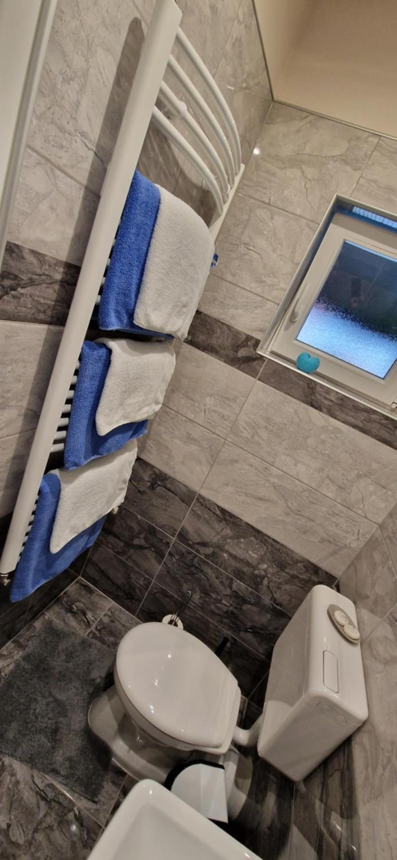 Azra Apartman
